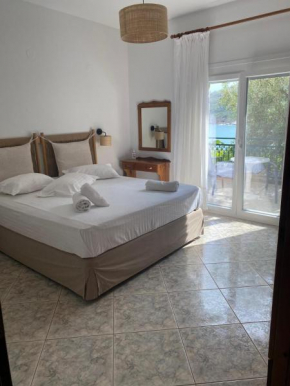 Petra Mare Apartments